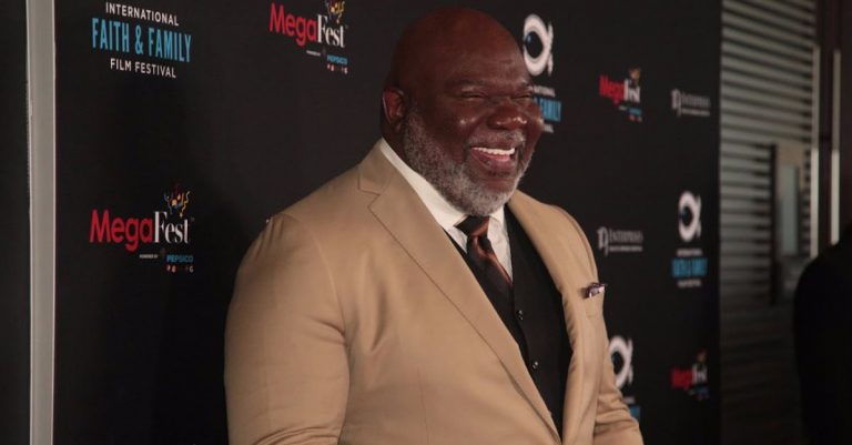Pastor T.D. Jakes Shares Why Periods of Pressure Can Lead to Spiritual Growth