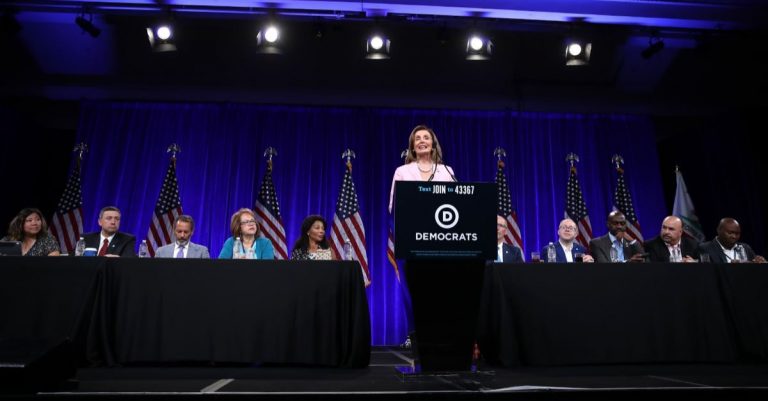 Democrats Pass Resolution Applauding ‘Nonreligious Americans,’ Criticizing Churchgoers