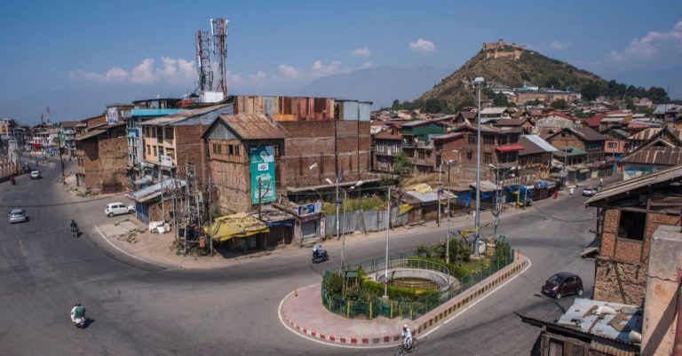 Huge Magnitude 5.8 Earthquake Hits Kashmir Region Killing at Least 19