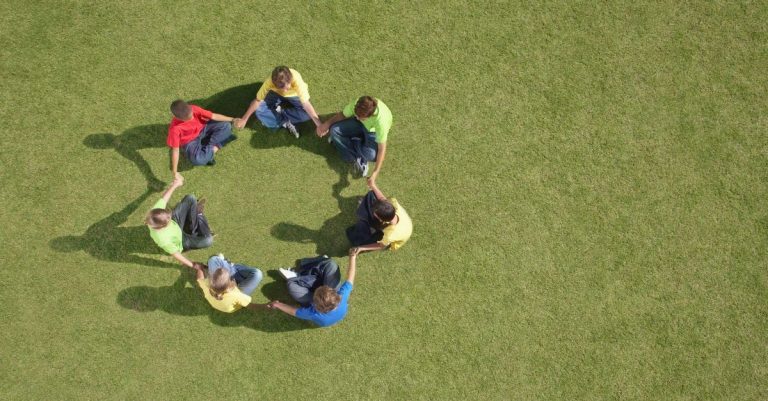 Tennessee Students Plan Prayer Circle after Atheist Group Complains