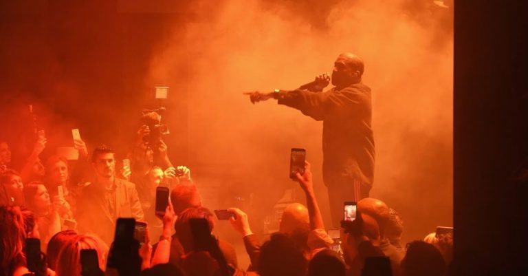 Kanye West to Appear on Stage at Joel Osteen’s Houston Megachurch
