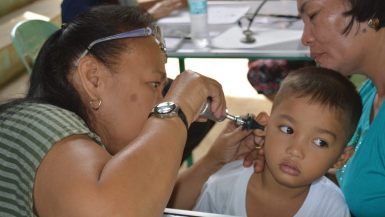 Couple Accepts Jesus Christ After Receiving Medical Care for their Toddler from Missionary Doctors