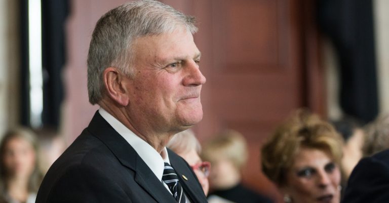 Franklin Graham Warns of ‘All-Out Socialism’ If Americans Don’t Vote and Pray in November
