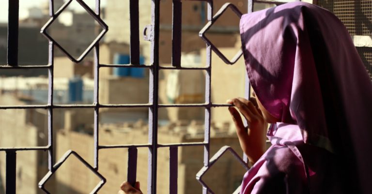 14-Year-Old Pakistani Christian Kidnapped, Forced to Convert to Islam Is Reunited with Her Family