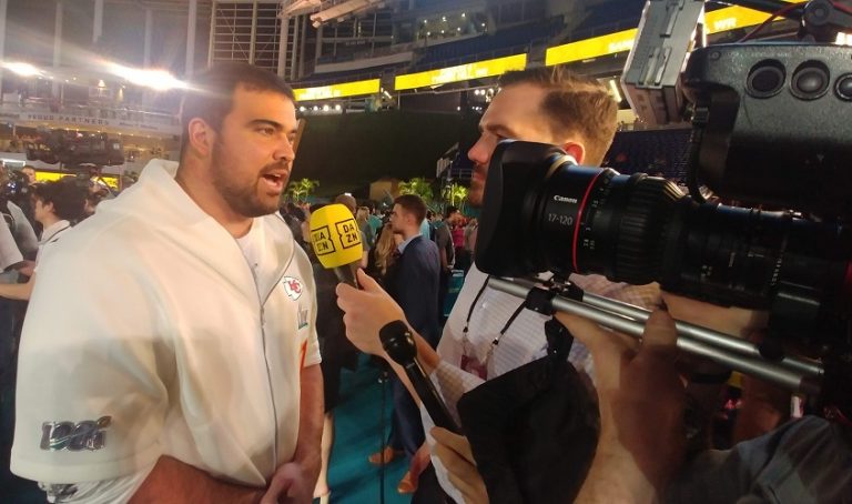Stefen Wisniewski of the Kansas City Chiefs Says Knowing God Surpasses the Joy of Football