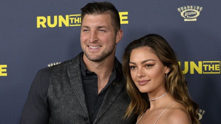 Tim Tebow and Wife Demi Leave their Honeymoon in the Maldives and Host a Rerun of the Charity Event where they First Met