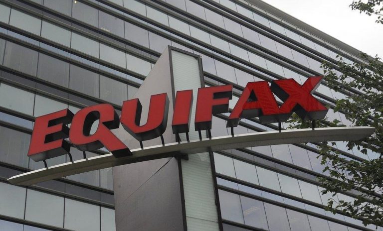 US Charges 4 Chinese Military Members in Equifax Breach