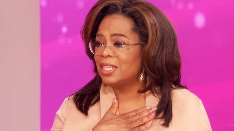 WATCH: Emotional Oprah Winfrey Defends Gayle King, Says Best Friend Is “Not Doing Well” After Getting Death Threats Over her Interview About Kobe Bryant with WNBA Star Lisa Leslie