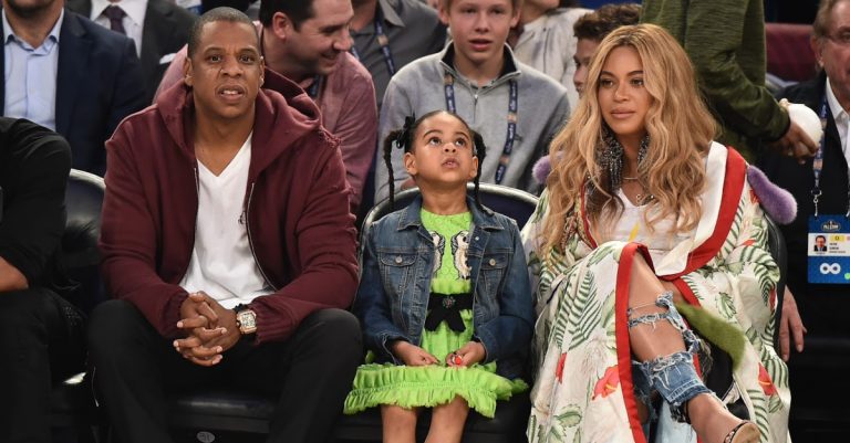 Jay-Z Says He Wasn’t Protesting the National Anthem during the Super Bowl