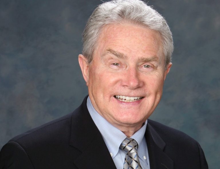 Luis Palau Says Lung Cancer is ‘at Bay’ Two Years After Diagnosis and Announces He is Passing Mantle of Ministry to His Sons