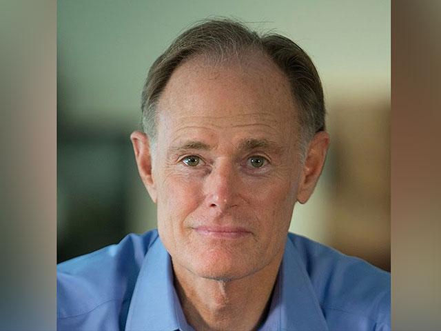 Dr. Perlmutter: Modern Culture 'Rewires Your Brain' with Devastating Effects