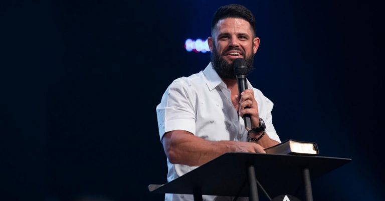 Megachurch Pastor Steven Furtick Accused of Denying the Traditional View of the Trinity in Sermon