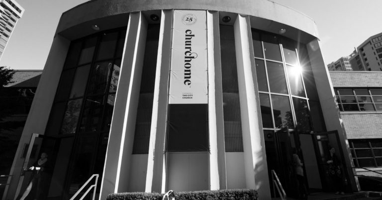 Judah Smith Closes Main Churchome Campus in Washington Due to Coronavirus Pandemic, Ministries Calling for Urgent Fasts