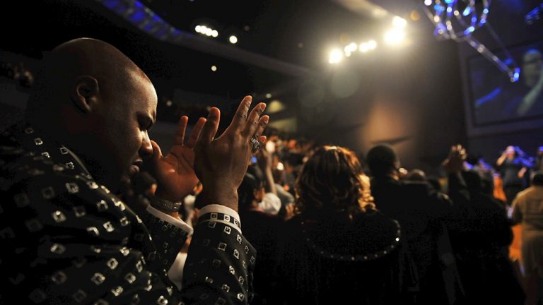 Many Black Churches Find It Hard to Close Amid Coronavirus Pandemic