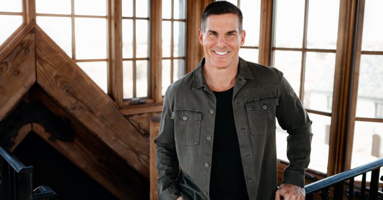 Craig Groeschel, Life.Church Pastor, Quarantined at Home after Coronavirus Exposure
