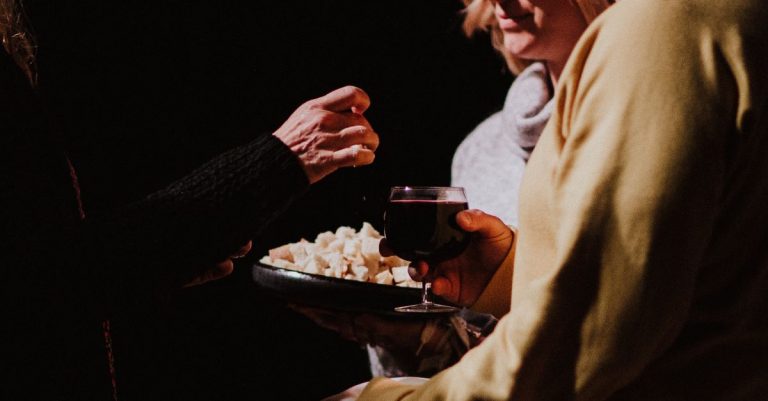 Churches Share the Lord’s Supper Virtually