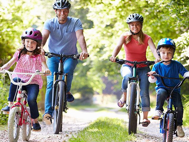 How Families Can Stay Physically Active While Social Distancing