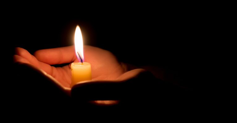 Houston Area Sherriff’s Office Holds Prayer Vigil for Deputy in Hospital with COVID-19