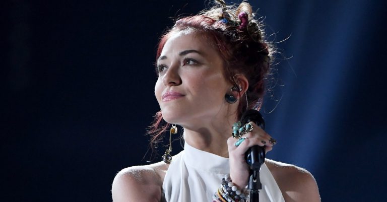 Lauren Daigle Releases ‘Social Distancing Version’ of Hit Song ‘Still Rolling Stones’