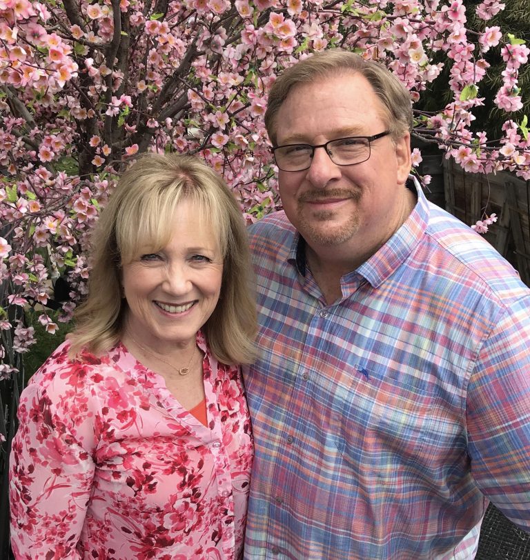 WATCH: Rick and Kay Warren Host Global Easter Prayer Call With T. D. Jakes, Brian Houston, Chris Tomlin and Other Christian Pastors and Worship Leaders from Around the World