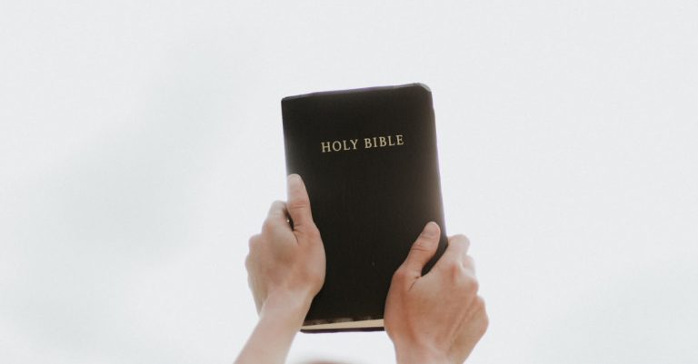 Bible Is ‘More Than a Symbol’ or ‘Prop,’ American Bible Society Says in Bible Giveaway