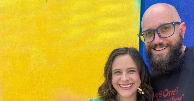 Christian Children’s Book Author Announces Divorce, Comes out as Gay