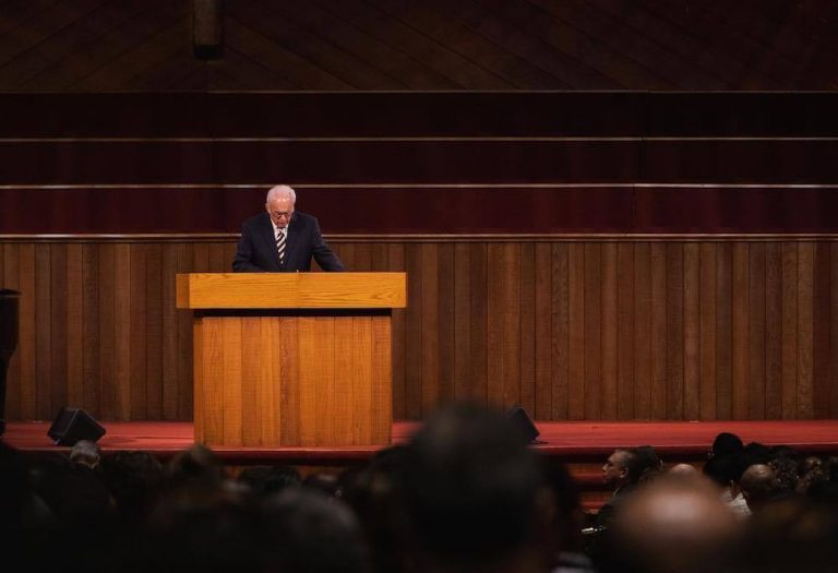 Defying appeals court order, John MacArthur says: ‘We’re in church because our Lord commands it’