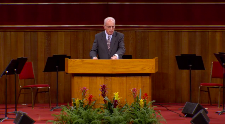 John MacArthur Sunday service: ‘Welcome’ to the ‘peaceful protest;’ preaches on obedience to Scripture