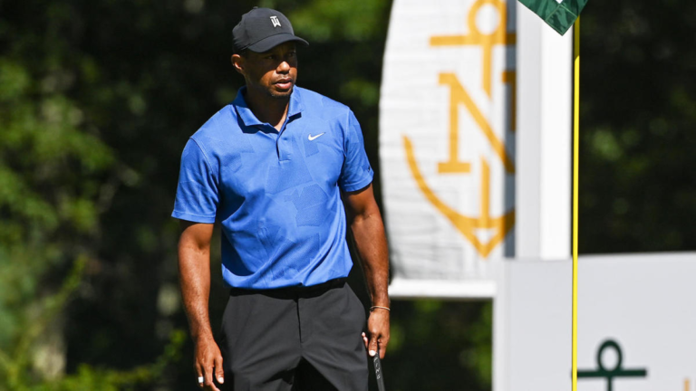 2020 Northern Trust leaderboard: Live coverage, golf scores, FedEx Cup, Tiger Woods score today in Round 2 – CBSSports.com