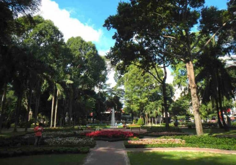 Tao Dan Park – Why it’s an Authentic Place to Meet Locals in Saigon