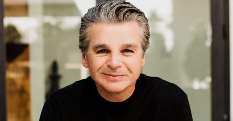 Pastor Jentezen Franklin Calls for National 21-Day Fast over America’s Future
