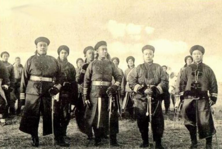 This week in Christian history: John Bunyan preaches last sermon, Dallas Seminary president dies, Boxer Rebellion