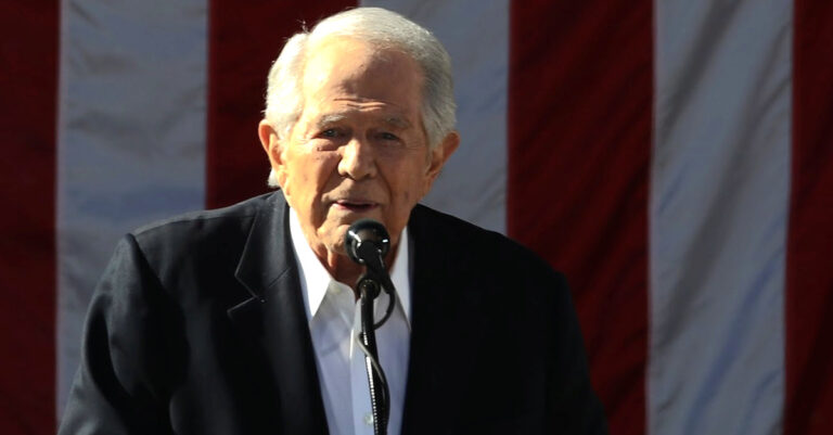 Pat Robertson: Trump Will Win Reelection but the U.S. Will Be ‘Torn Apart’, War Will Break Out against Israel