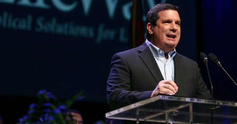 Southern Baptist Publishing Arm, LifeWay, Sues Former President Thom Rainer