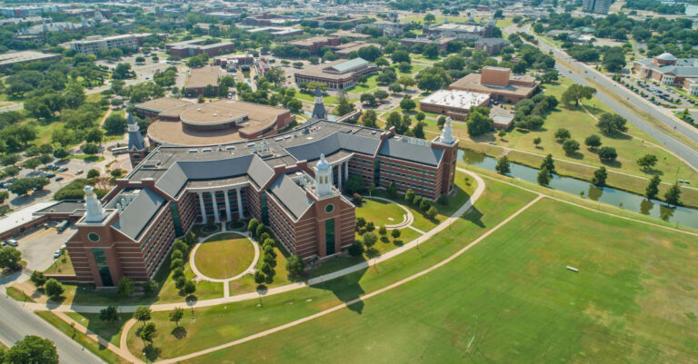 Southwestern, Baylor University File Lawsuit Against Foundation, Claim It’s Siphoning Funds