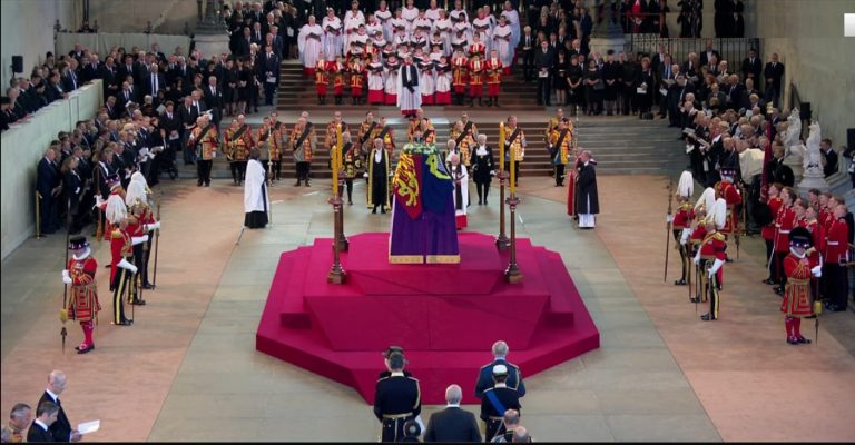 Queen Elizabeth II laying in state at Great Westminster Hall